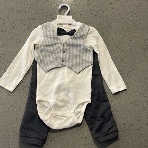 12-18 month old baby bow tie outfit new with tags from H&M